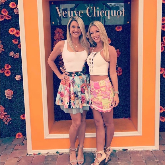 Floral a-line skirt - Picture 2 of 4